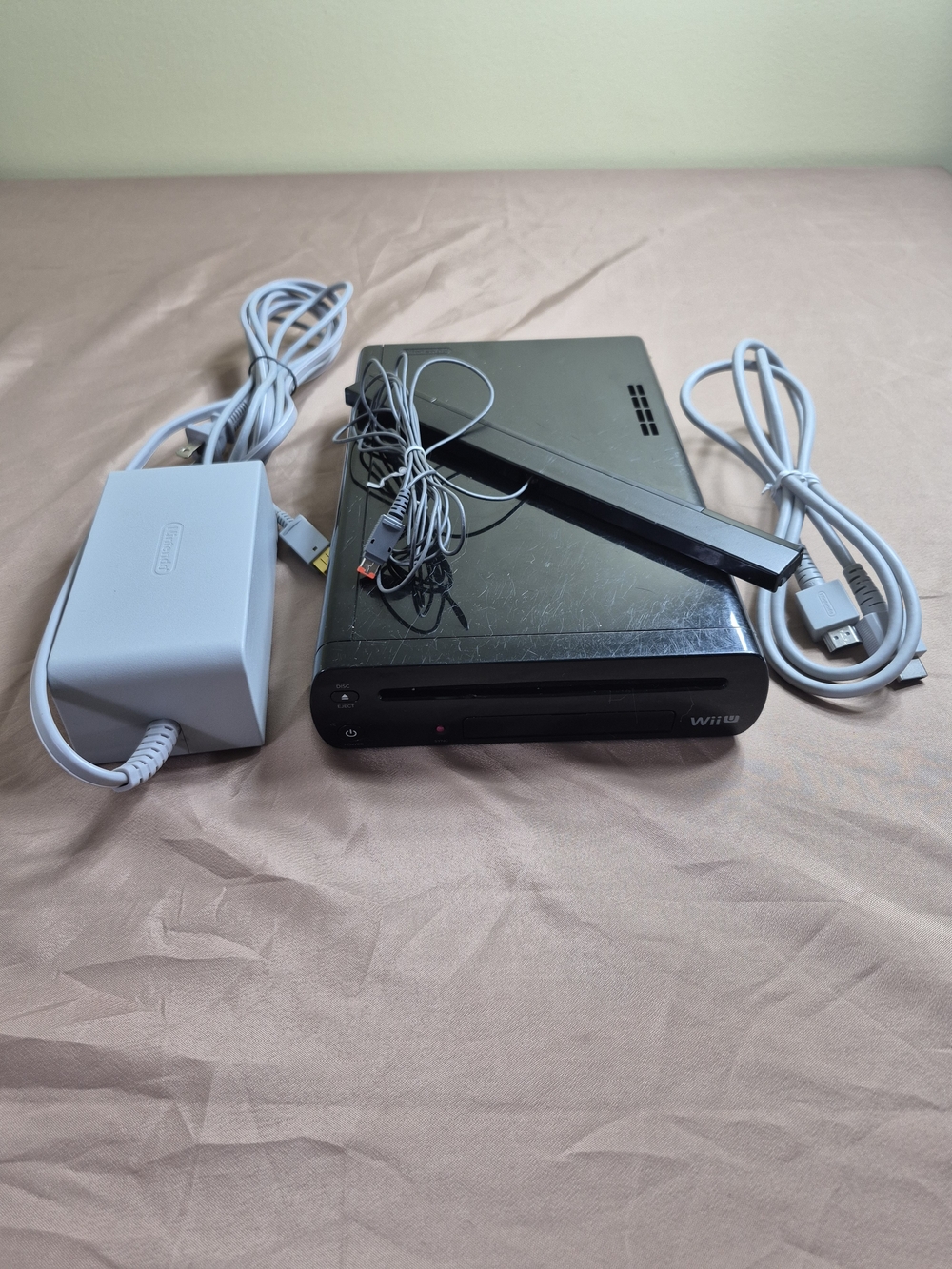 Nintendo Wii U 32GB Console Set with OEM Cables & Sensor Bar
